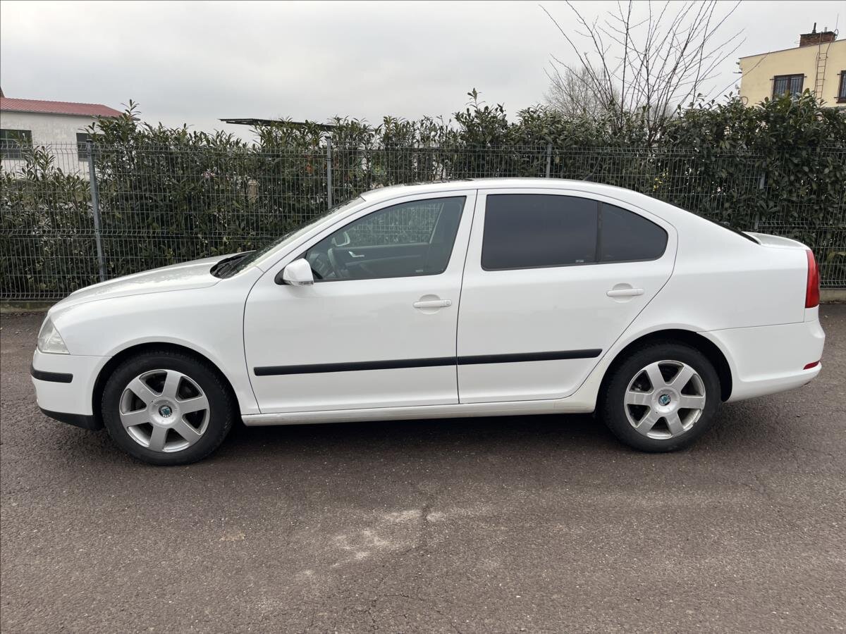 Škoda Octavia Sedan / Limuzína 1,6 l 75 kw