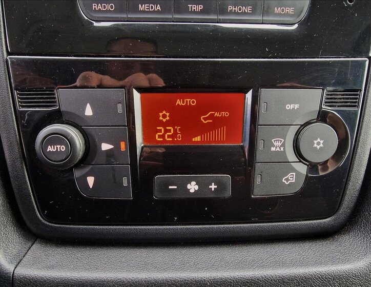 Citroën Jumper Kombi 2,2 l 103 kw