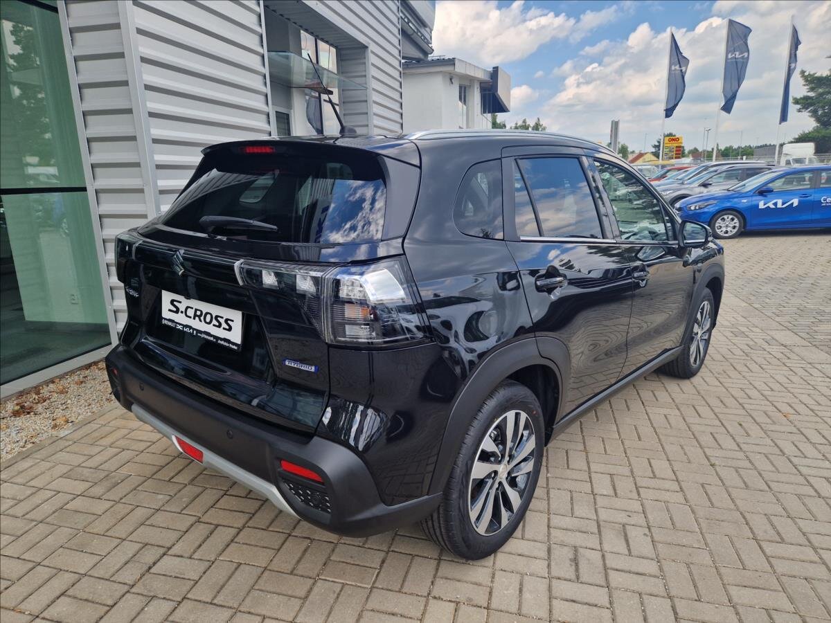 Suzuki S-Cross SUV 1,4 l 95 kw