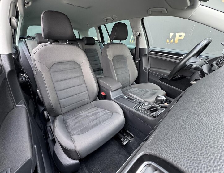 Volkswagen Golf Kombi 1,5 l 110 kw