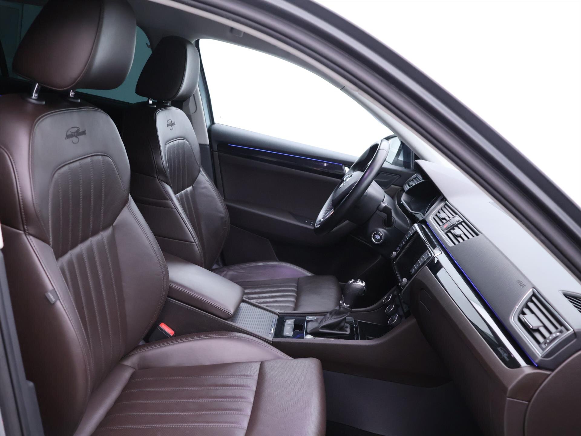 Škoda Superb Kombi 2,0 l 140 kw