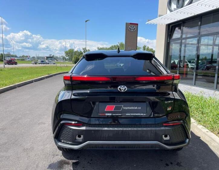 Toyota C-HR 4