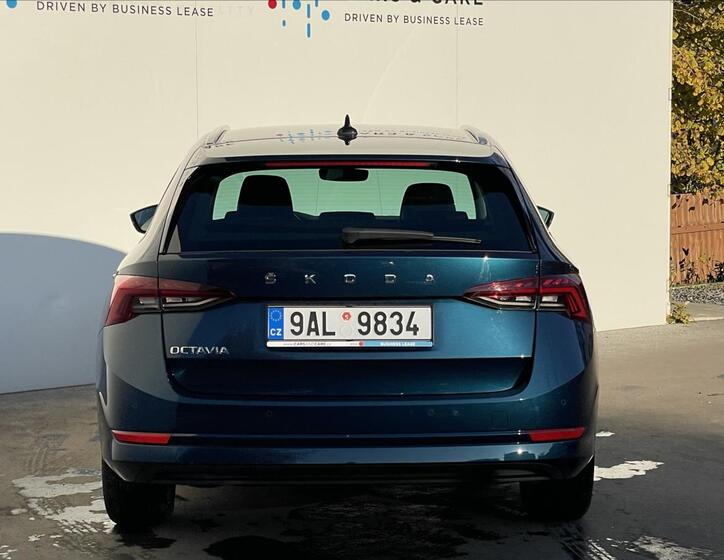 Škoda Octavia 23