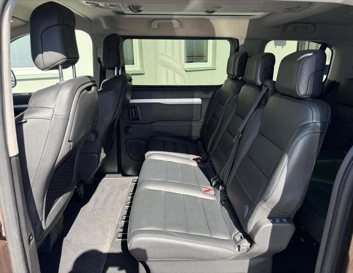 Toyota ProAce Verso 10