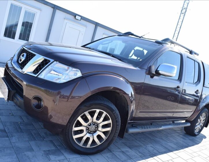 Nissan Navara Pick-up 3,0 l 170 kw