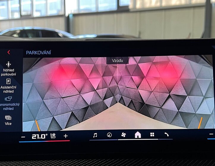 BMW X7 SUV / Terénní 4,4 l 390 kw