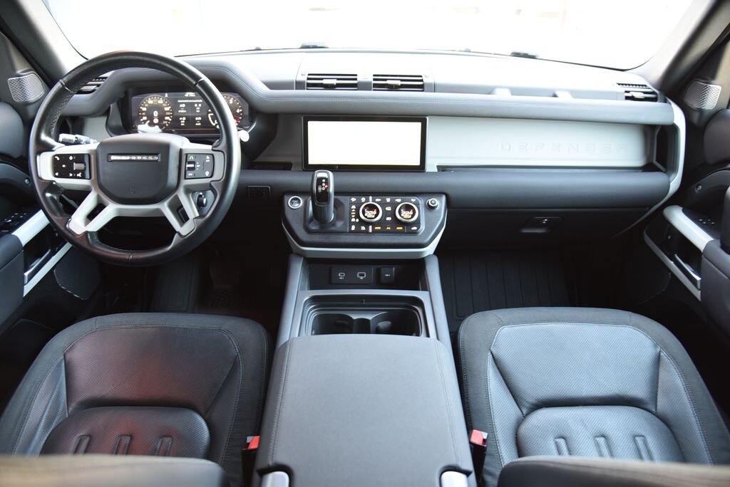 Land Rover Defender SUV 3,0 l 183 kw