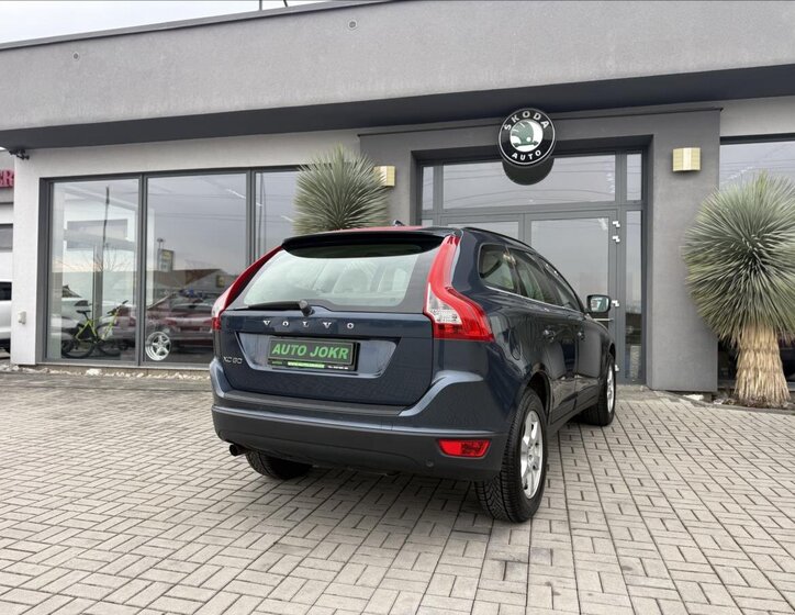 Volvo XC60 Kombi 2,4 l 129 kw