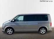 Volkswagen Multivan 10