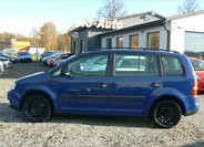 Volkswagen Touran 8