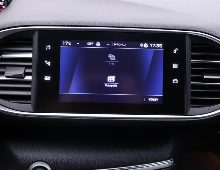 Peugeot 308 Kombi 1,2 l 96 kw