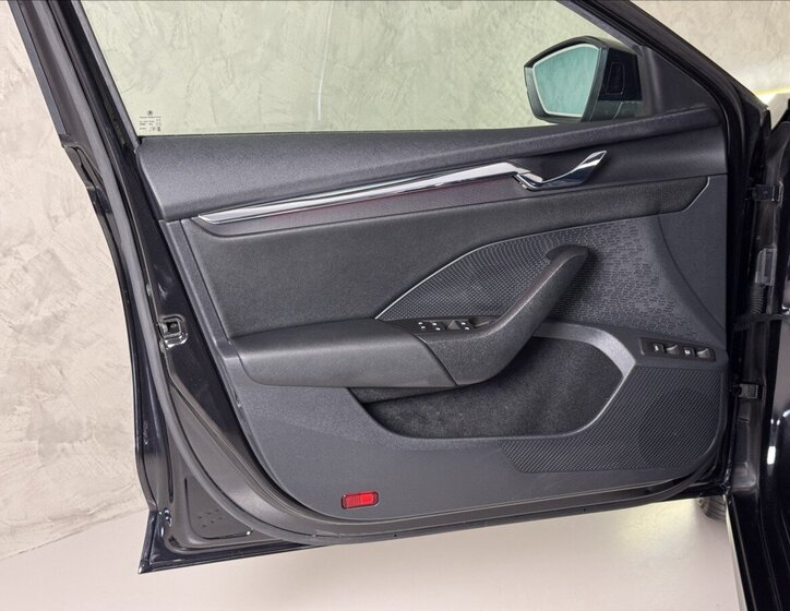 Škoda Octavia Kombi 1,4 l 150 kw