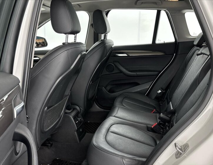 BMW X1 SUV / Terénní 2,0 l 140 kw