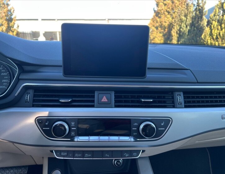 Audi A4 Allroad Kombi 3,0 l 160 kw