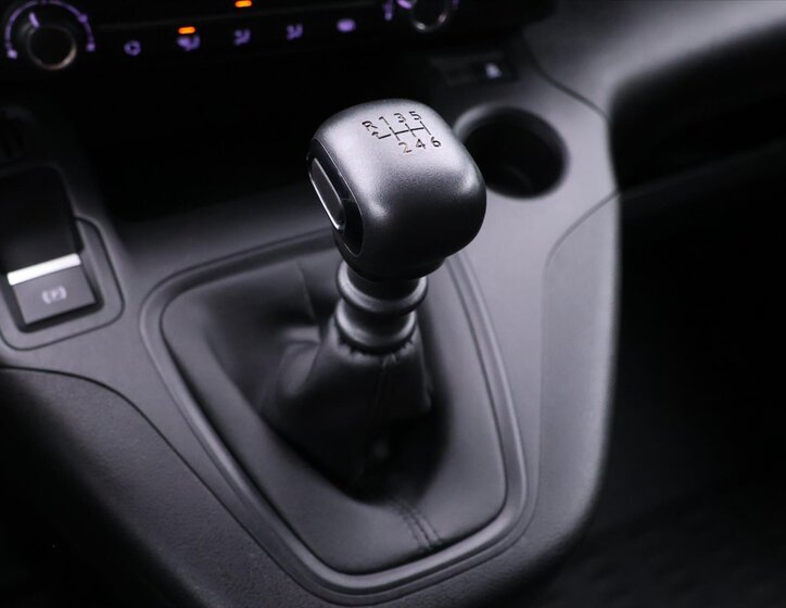 Peugeot Partner Ostatní 1,2 l 81 kw