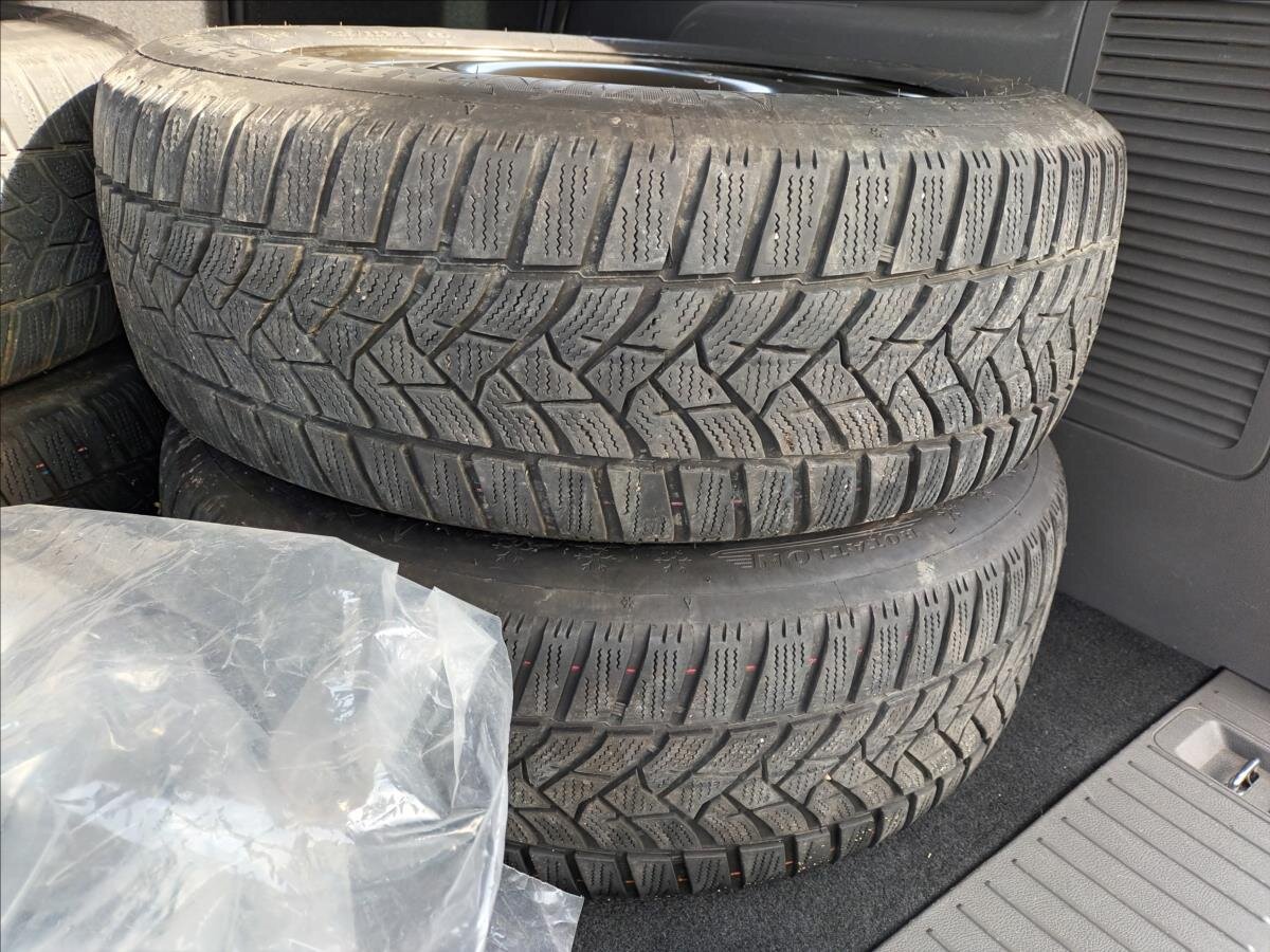 Ford Tourneo Connect Kombi 1,5 l 88 kw