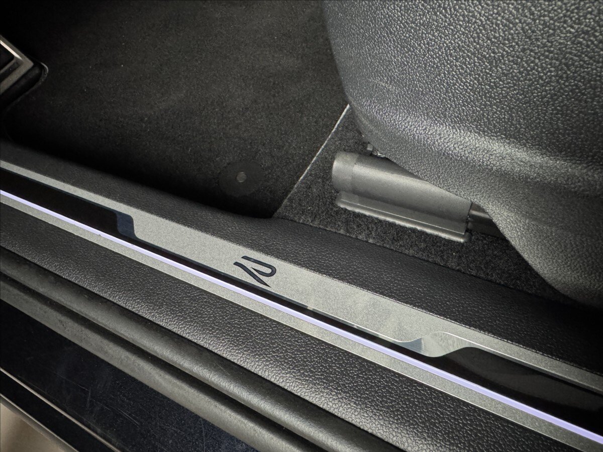 Volkswagen Tiguan Allspace SUV / Terénní 2,0 l 147 kw