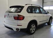 BMW X5 SUV 3,0 l 180 kw