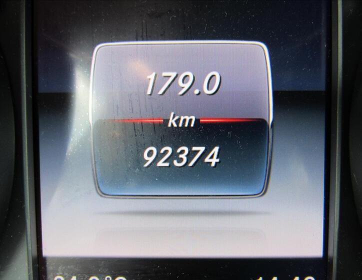 Mercedes-Benz Třídy V 14