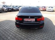 BMW Řada 3 Sedan / Limuzína 2,0 l 135 kw