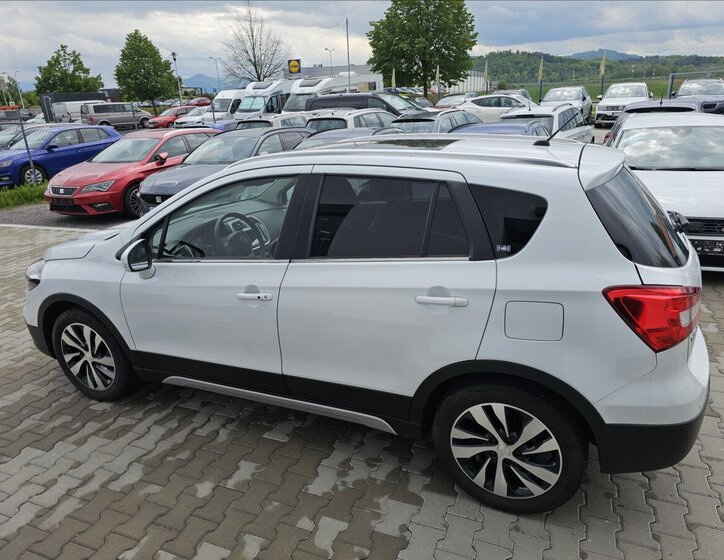 Suzuki SX4 S-Cross Hatchback 1,4 l 103 kw