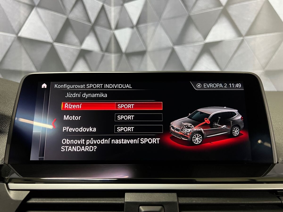 BMW X3 SUV / Terénní 3,0 l 195 kw