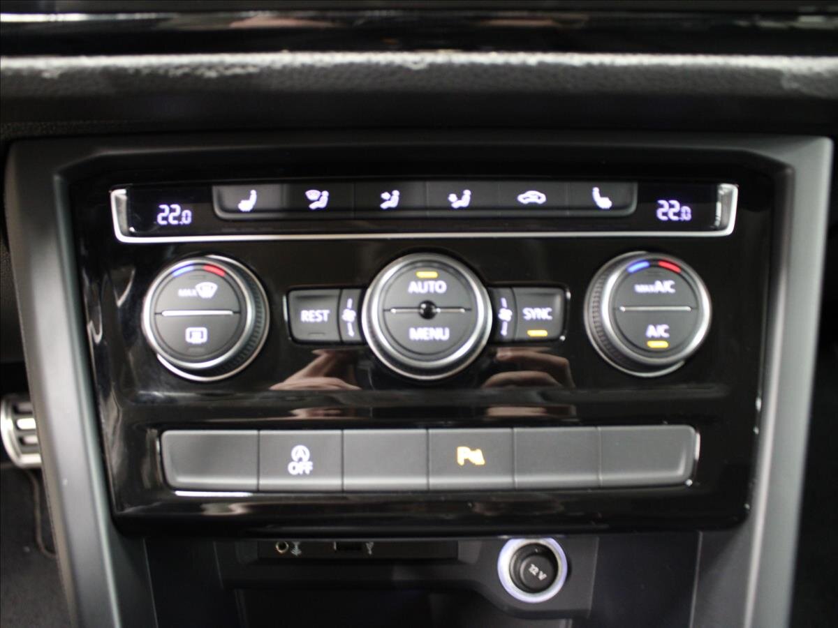 Volkswagen Touran SUV / Terénní 1,2 l 81 kw