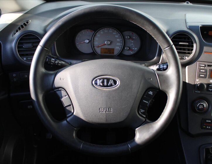 KIA Carens MPV 2,0 l 100 kw