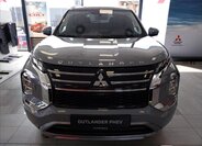 Mitsubishi Outlander SUV / Terénní 2,4 l 225 kw