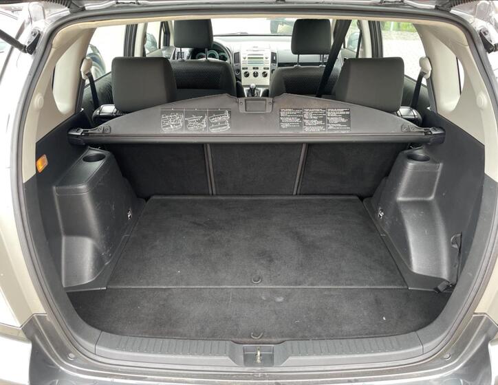 Toyota Corolla Verso 17