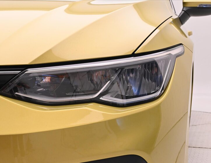 Volkswagen Golf Hatchback 999,0 81 kw