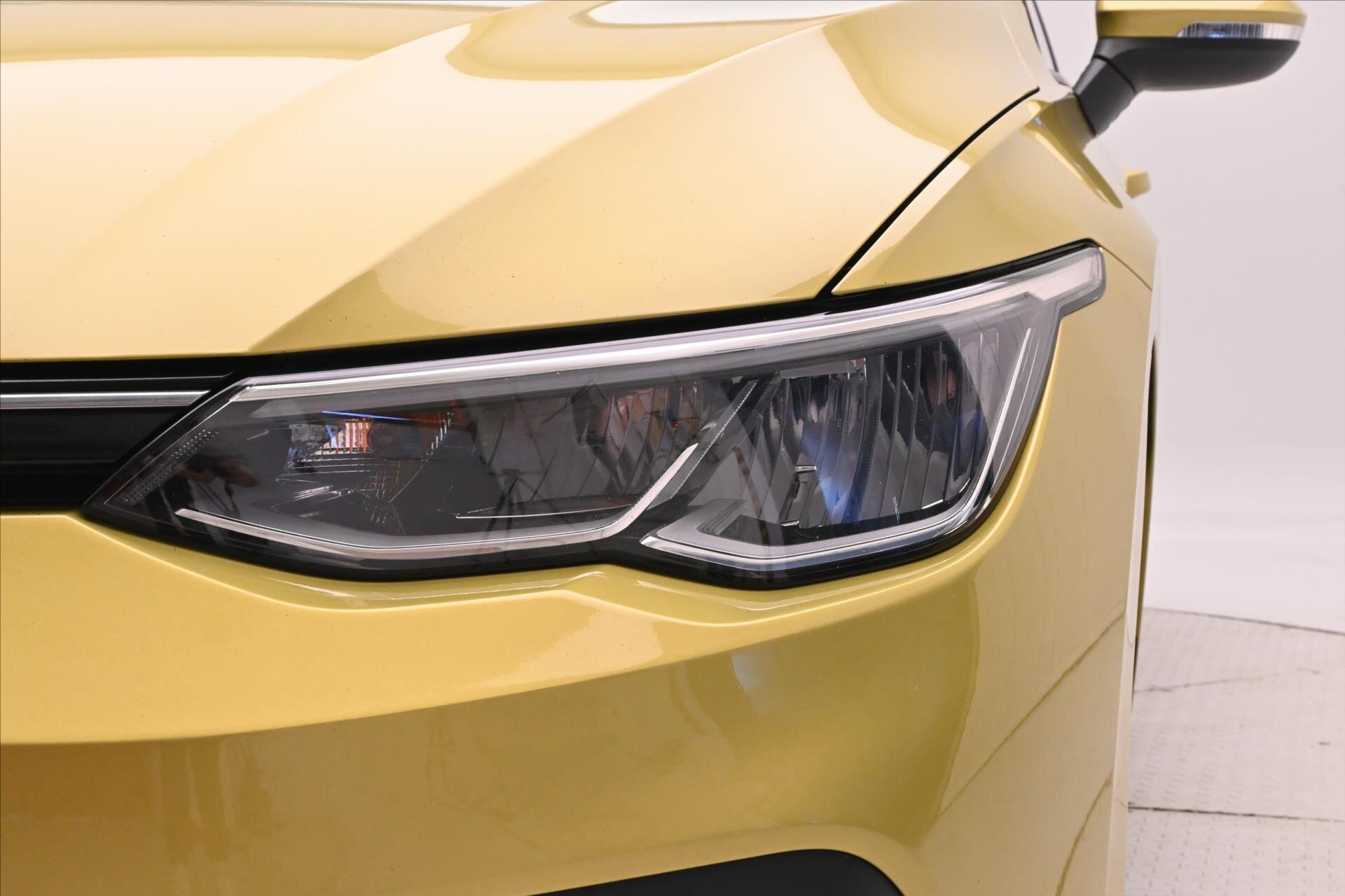 Volkswagen Golf Hatchback 999,0 81 kw