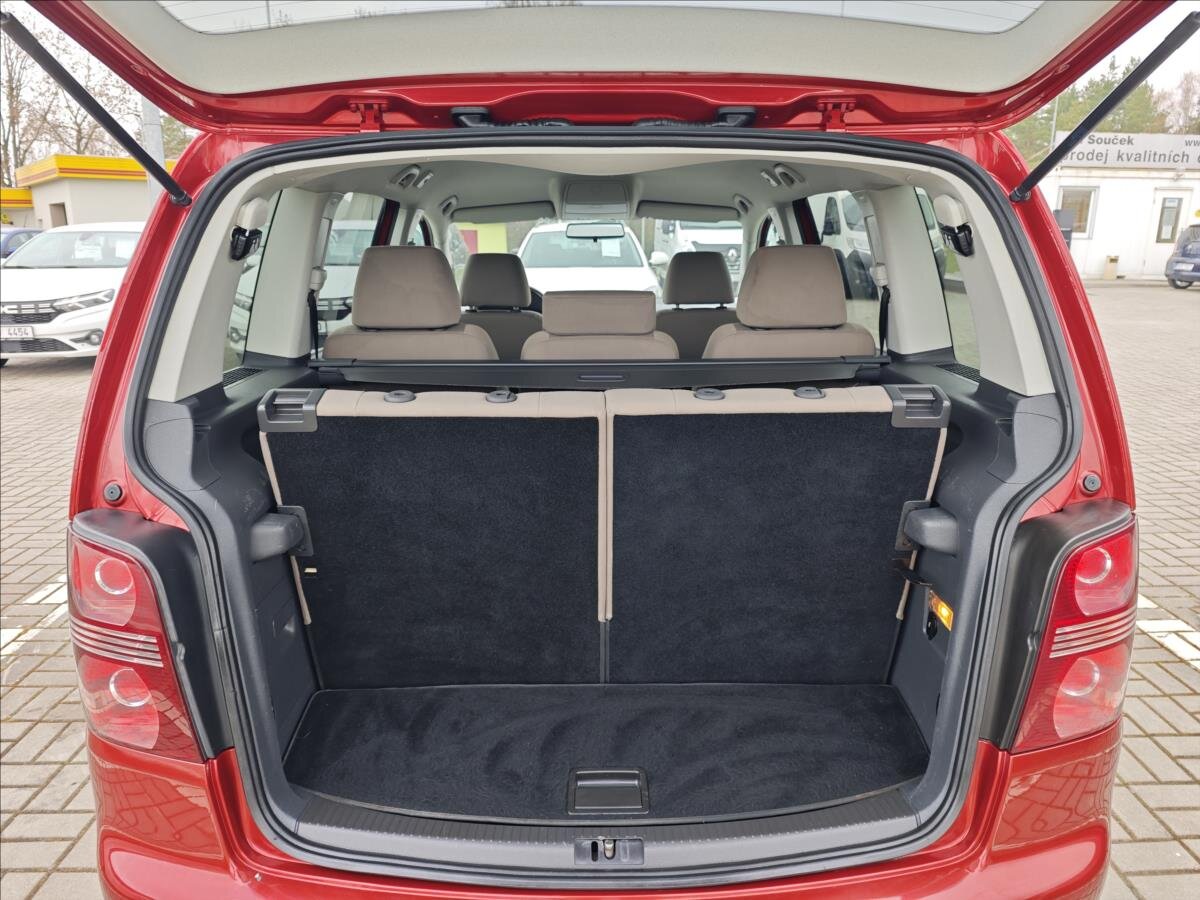 Volkswagen Touran MPV 1,4 l 103 kw