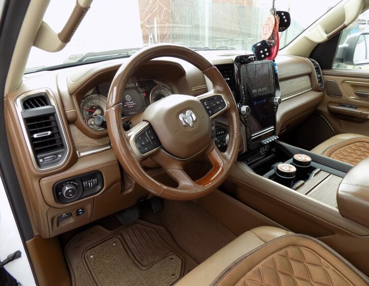 Dodge RAM 1500 Pick-up 5,7 l 295 kw