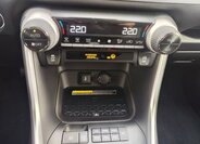 Toyota RAV4 SUV / Terénní 2,0 l 129 kw