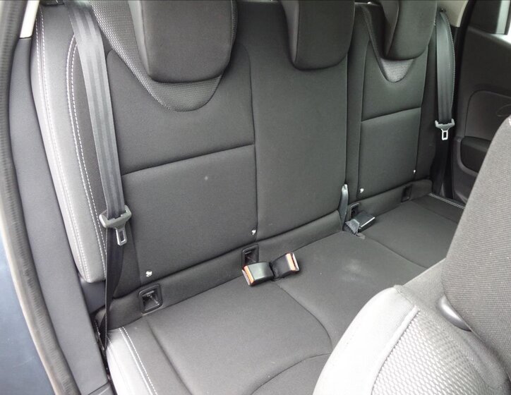 Renault Clio Kombi 1,1 l 54 kw