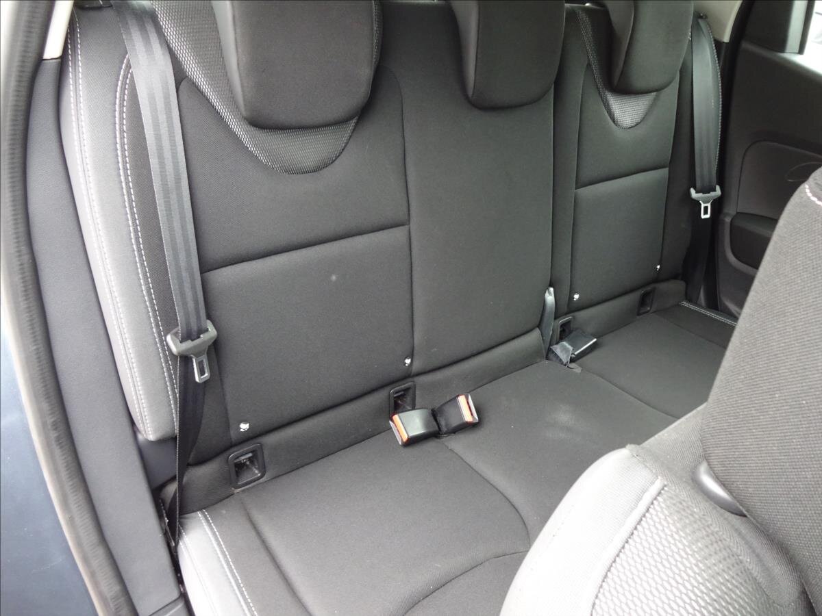 Renault Clio Kombi 1,1 l 54 kw