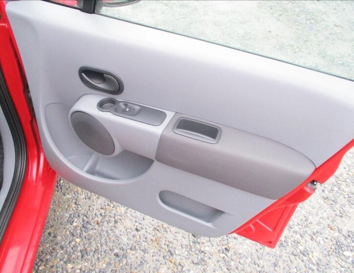 Renault Modus Hatchback 1,1 l 55 kw