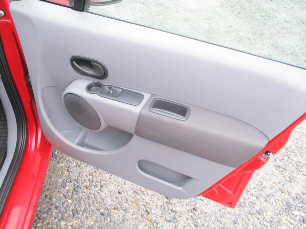 Renault Modus Hatchback 1,1 l 55 kw