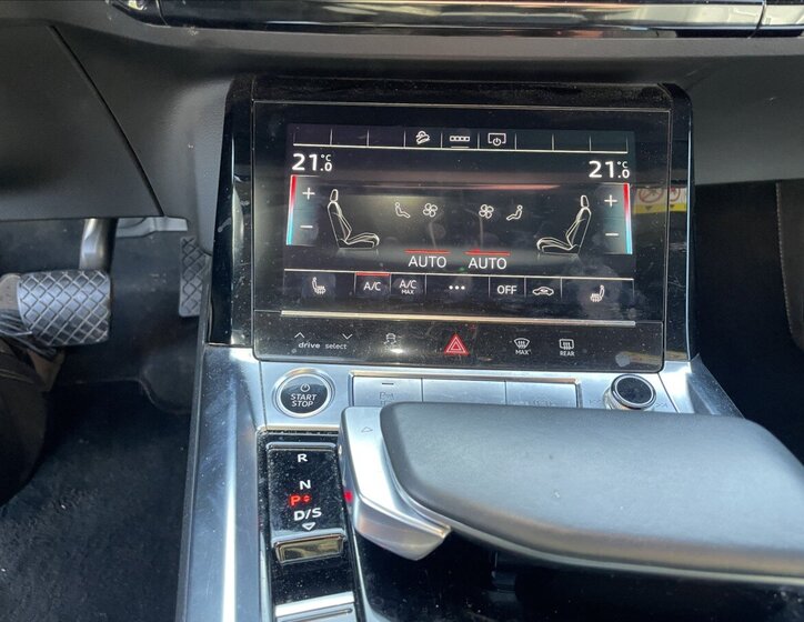 Audi e-tron Kombi 0,0 300 kw