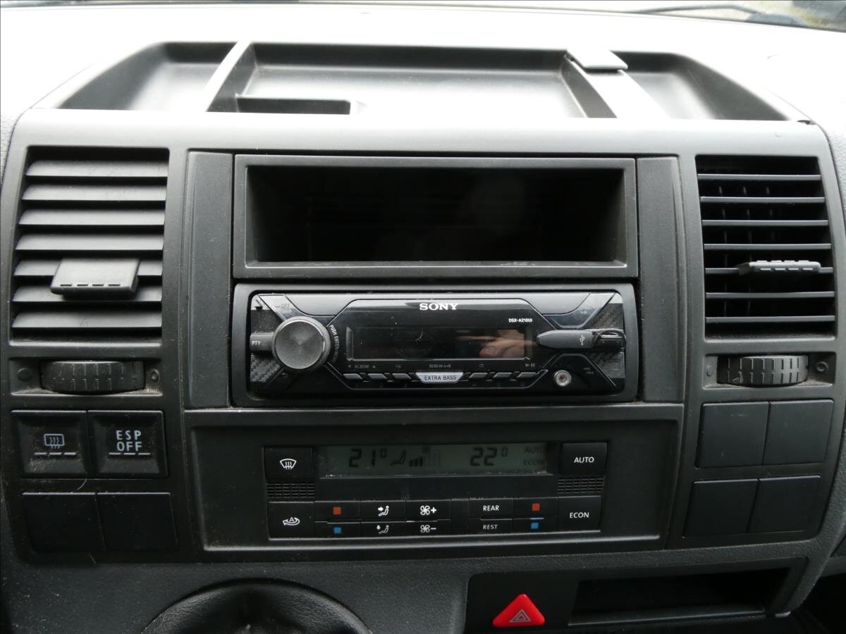 Volkswagen Caravelle Ostatní 2,5 l 96 kw