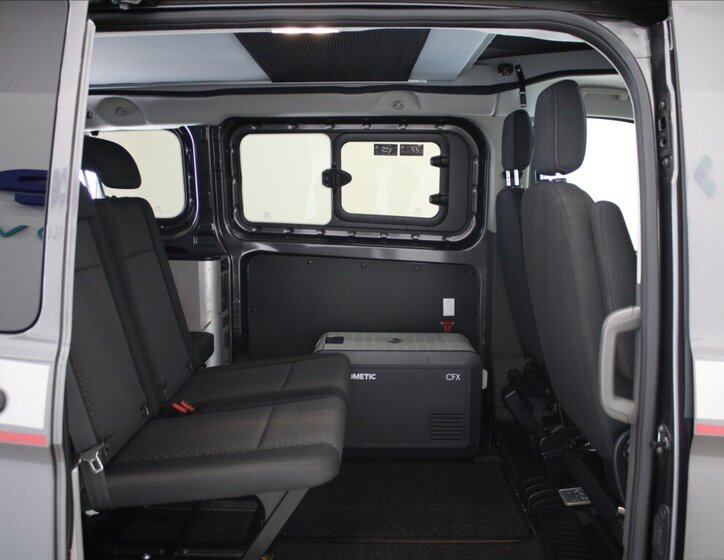 Ford Tourneo Custom MPV 2,0 l 110 kw