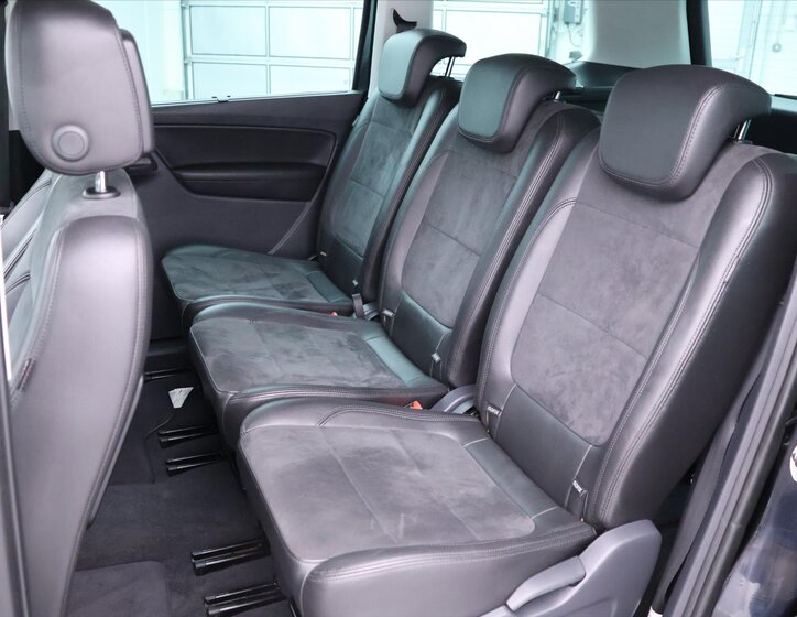 Volkswagen Sharan 10