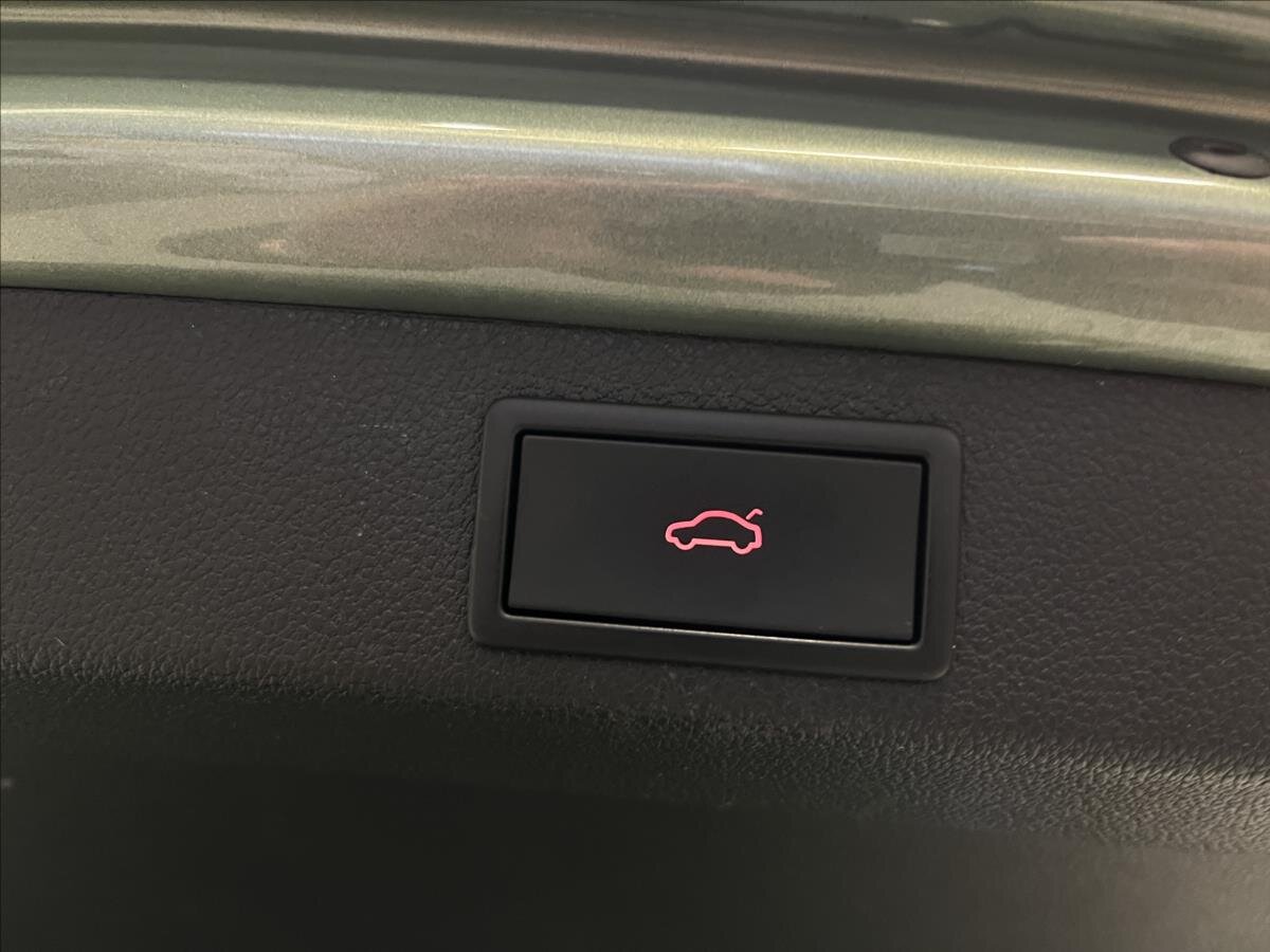 Škoda Superb Kombi 2,0 l 110 kw