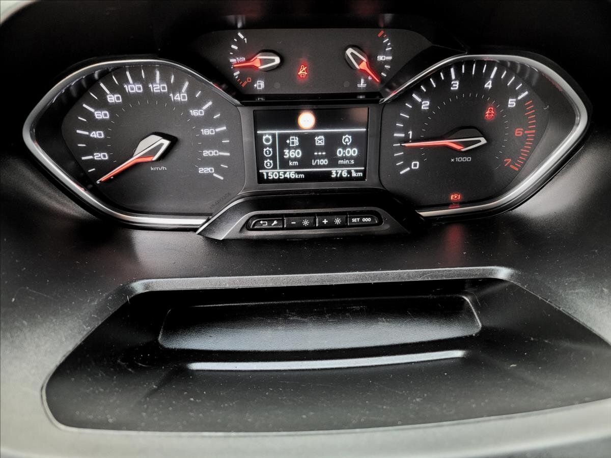 Peugeot Rifter MPV 1,5 l 75 kw