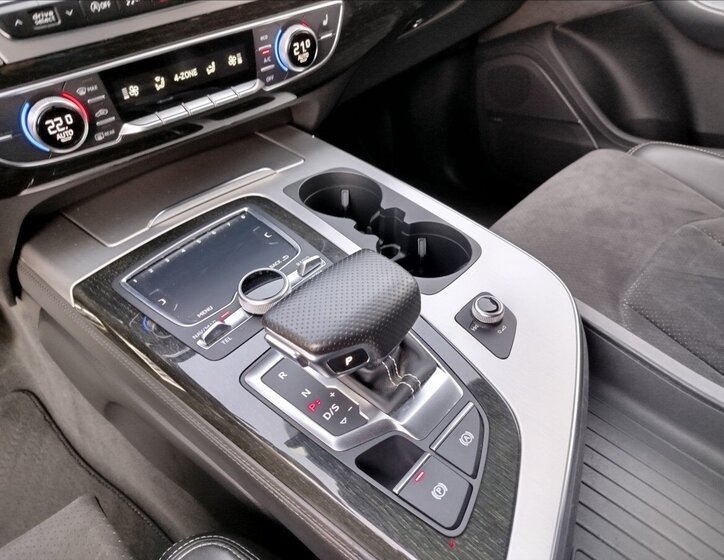 Audi Q7 SUV / Terénní 3,0 l 200 kw