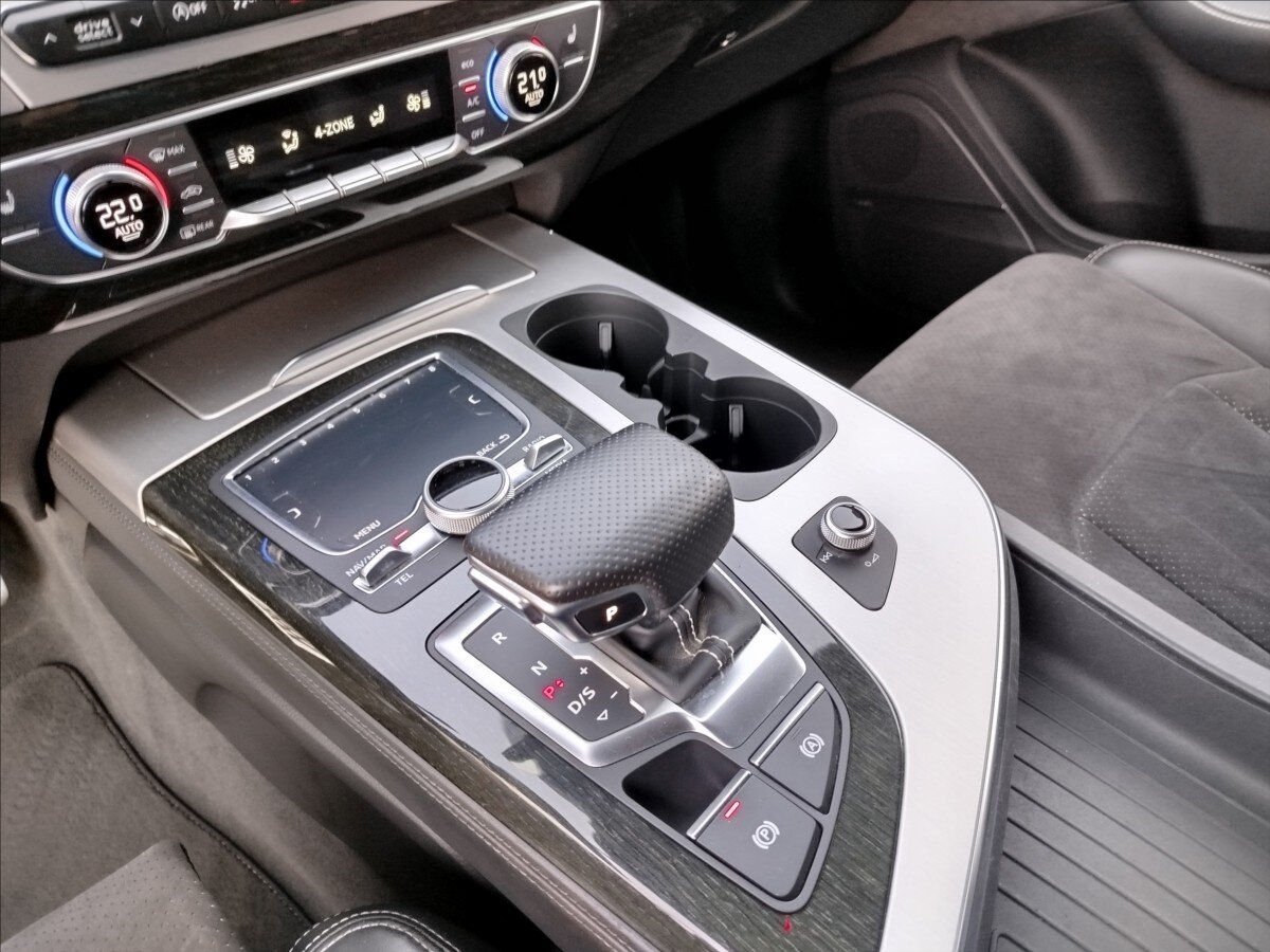 Audi Q7 SUV / Terénní 3,0 l 200 kw