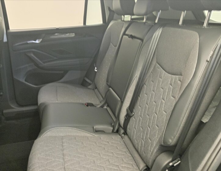 Volkswagen Tayron SUV 1,5 l 110 kw