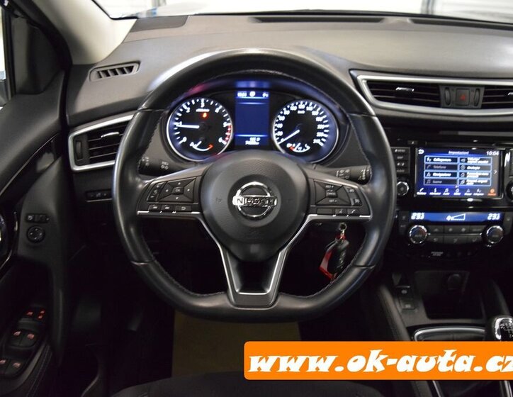 Nissan Qashqai SUV / Terénní 1,5 l 85 kw