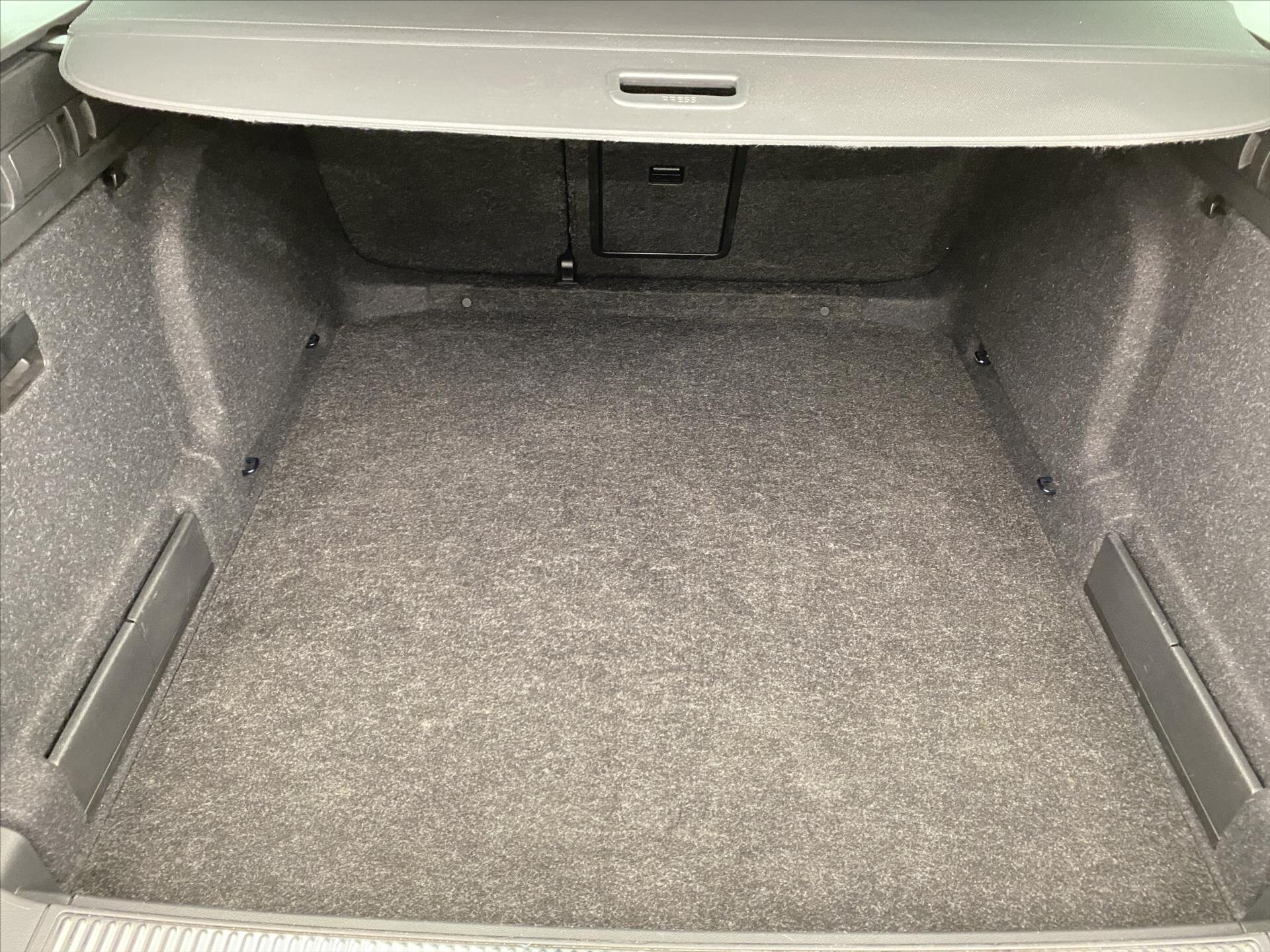 Škoda Superb Kombi 2,0 l 147 kw